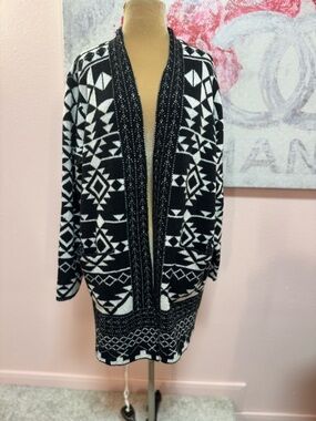 Frye Black & White Aztec Open-Front Sweater Cardigan